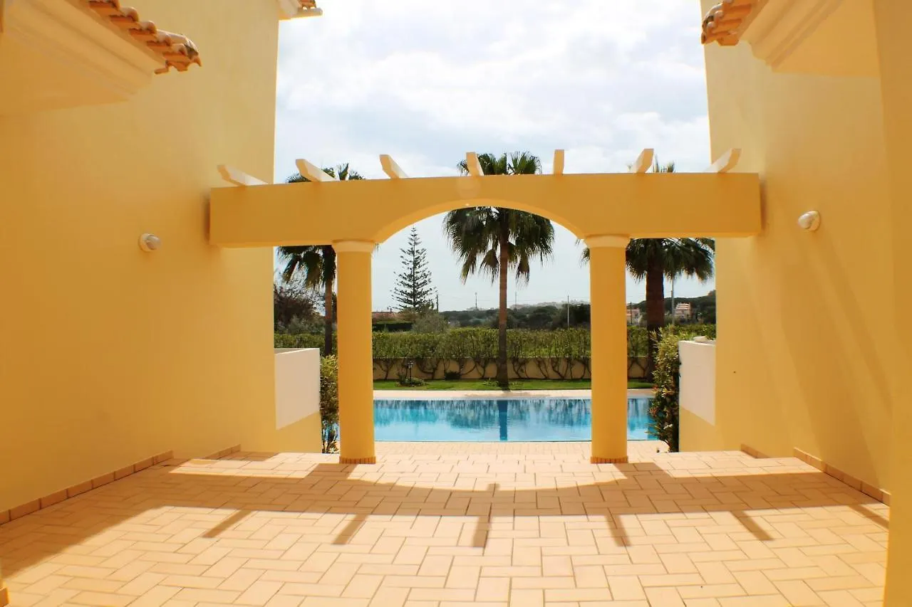 2 Bedrooms Appartement With Shared Pool Enclosed Garden And Wifi At Albufeira 5 Km Away From The Beach 0*,  Portugal